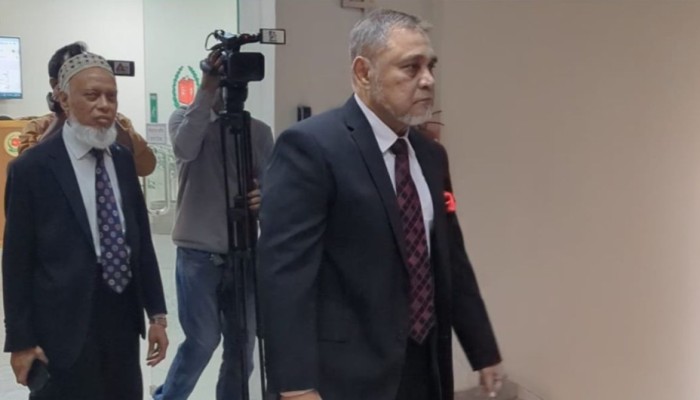 ​রাষ্ট্রপতির সঙ্গে সাক্ষাতে গেছেন সিইসি