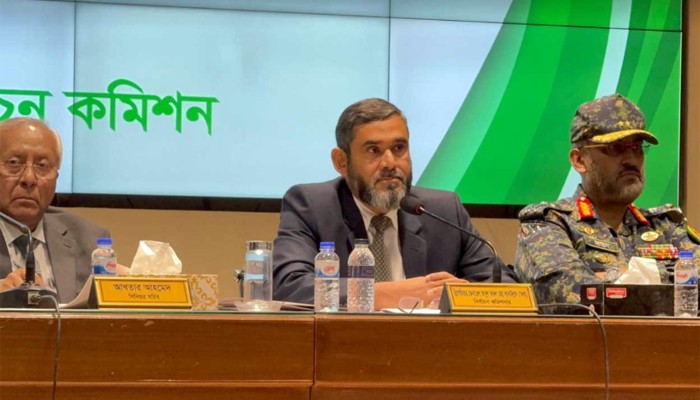 ​এখন থেকে যৌথবাহিনীর অভিযান চলবে: ইসি