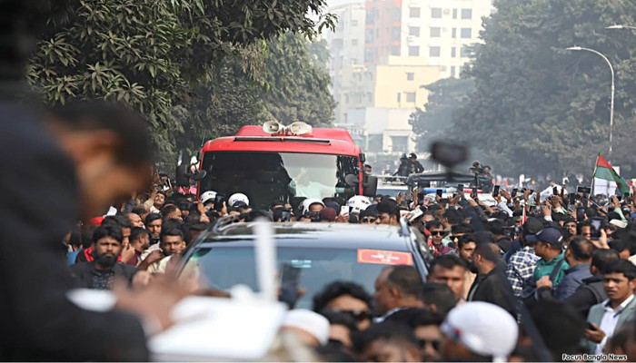 ​জিয়া উদ্যানের পথে তারেক রহমান