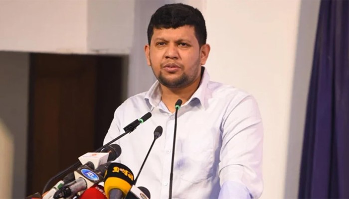 ভোট করবেন না মাহফুজ আলম