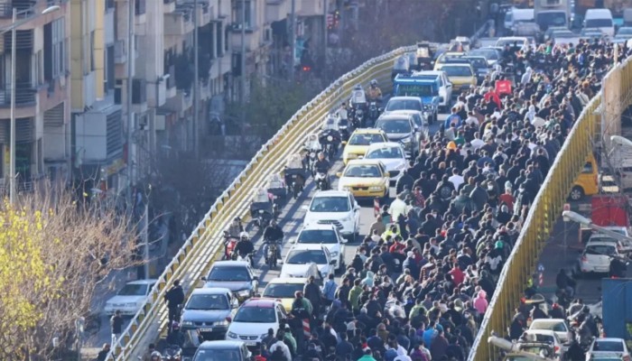 ​ইরানে বিক্ষোভ ঘিরে ব্যাপক সহিংসতায় নিহত বেড়ে ৩৫