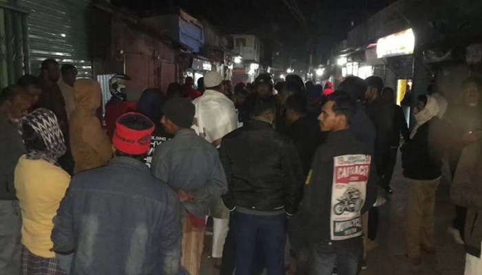 ​মাদারীপুরে দু’গ্রুপের দফায় দফায় সংঘর্ষ, বিএনপি নেতাসহ আহত ৪