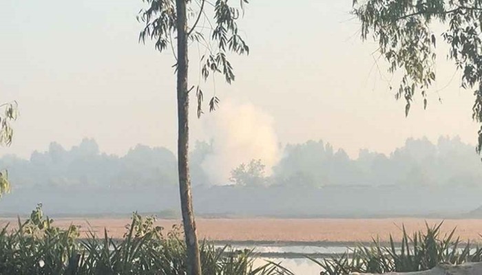 ​সীমান্তে পুঁতে রাখা মাইনে উড়ে গেল বাংলাদেশির পা