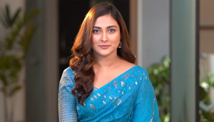 ​মামলা থেকে অব্যাহতি পেলেন অভিনেত্রী মেহজাবীন