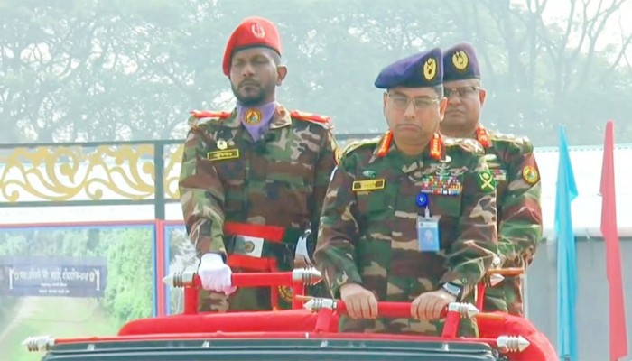 ​সশস্ত্র বাহিনী দেশ ও জাতির সেবায় সর্বদা নিয়োজিত: সেনাপ্রধান