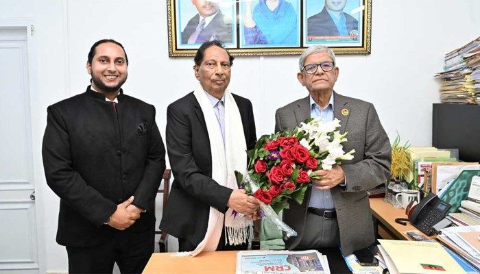 ​বিএনপিতে যোগ দিলেন সাবেক তথ্য প্রতিমন্ত্রী অধ্যাপক আবু সাইয়িদ