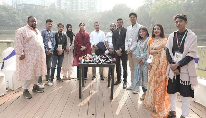 ​শিক্ষার সঙ্গে খেলাধুলা যুক্ত করতে চান তারেক রহমান