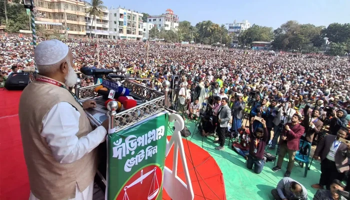 ​আমরা বিজয়ী হলে কারও বিরুদ্ধে প্রতিশোধ নেব না : শফিকুর রহমান