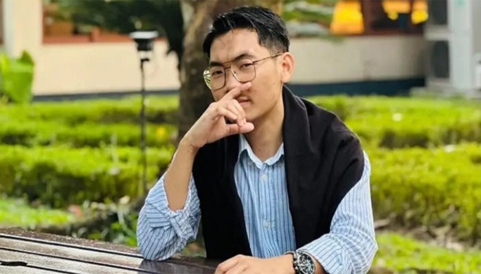 ​ডাকসুর সদস্য সর্বমিত্র চাকমাকে লিগ্যাল নোটিশ