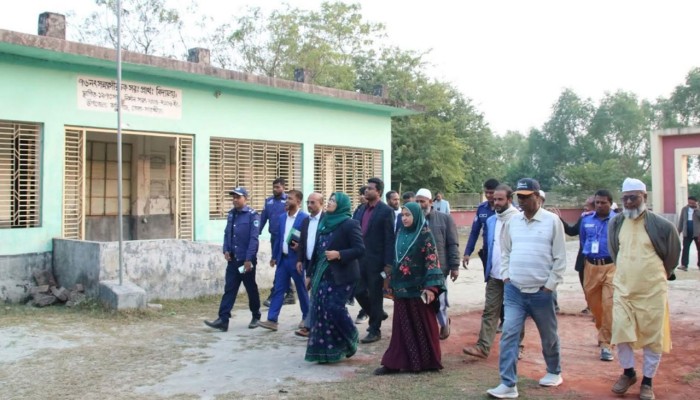 ​সাতক্ষীরার ১৭৯ ভোটকেন্দ্র ঝুঁকিপূর্ণ, সব কেন্দ্রে থাকছে সিসি ক্যামেরা