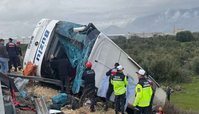 ​তুরস্কে সড়ক দুর্ঘটনায় প্রাণ গেল ১৬ জনের