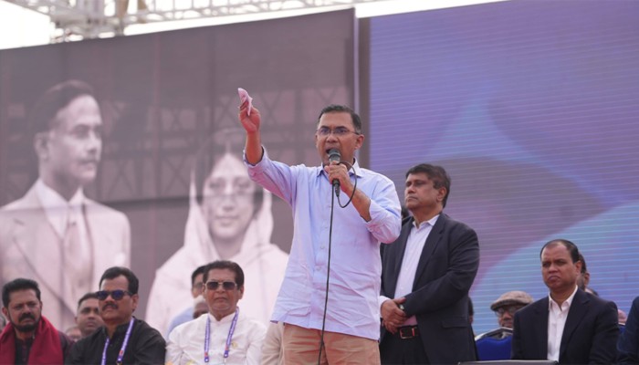 ​সুযোগ পেলে রুগ্ন শিল্পকে বিকশিত করবো: তারেক রহমান