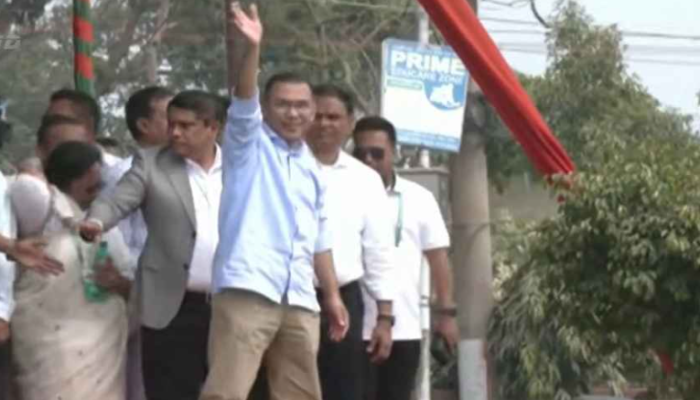 ​বরিশালে জনসভার মঞ্চে তারেক রহমান