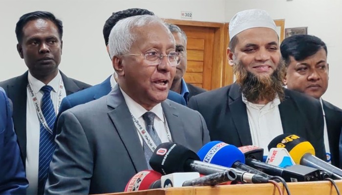 ​ভোটকেন্দ্রে নেওয়া যাবে মোবাইল, গোপন কক্ষে তোলা যাবে না ছবি