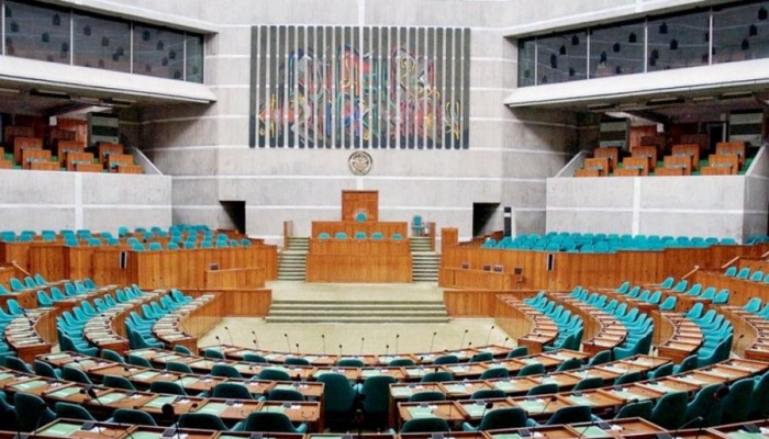 ছায়া মন্ত্রিসভা কী? এখতিয়ার কীরকম থাকে