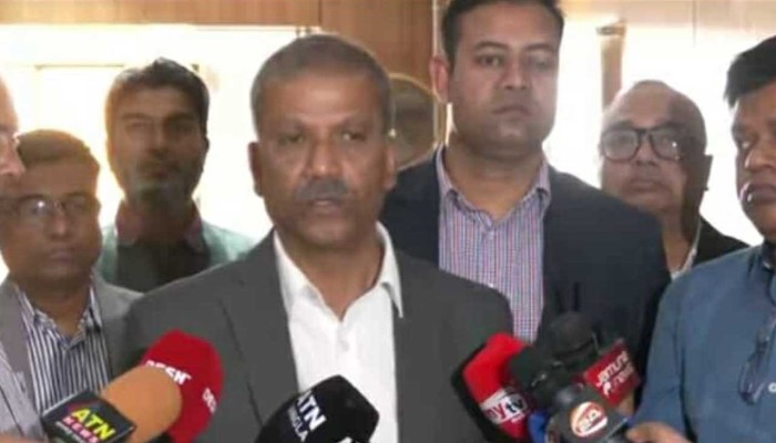 ​বিএনপির ইচ্ছাতেই সংসদের দক্ষিণ প্লাজায় শপথ : আইন উপদেষ্টা