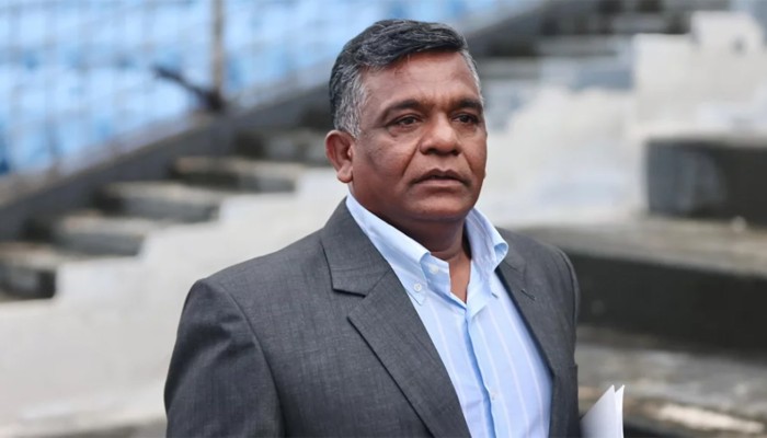 পরিবারের সঙ্গে সময় কাটাতে দেশ ছাড়লেন বিসিবি সভাপতি বুলবুল