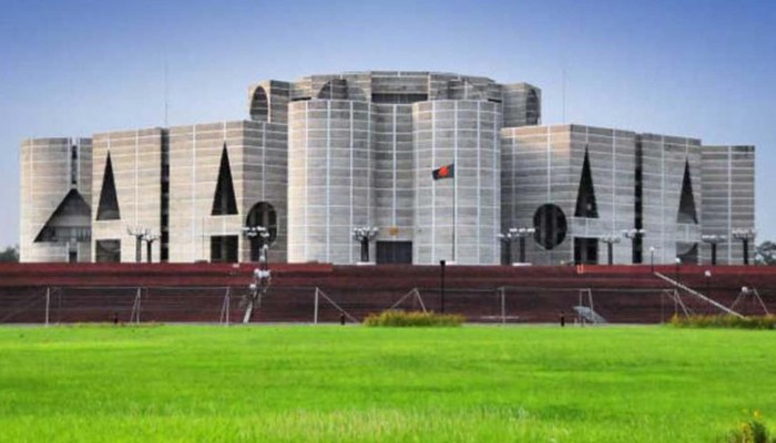 ​প্রধানমন্ত্রী ও মন্ত্রী-প্রতিমন্ত্রী-উপমন্ত্রীরা যেসব সুবিধা পান