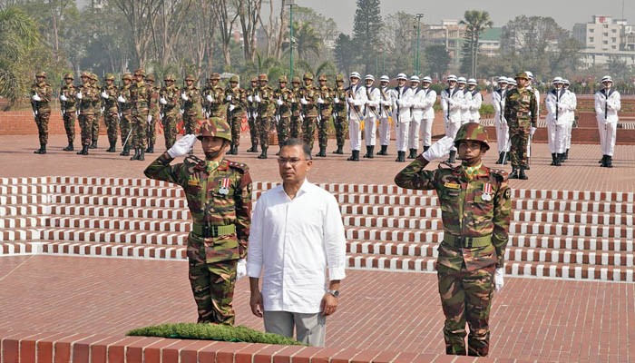 ​জাতীয় স্মৃতিসৌধে প্রধানমন্ত্রীর শ্রদ্ধা