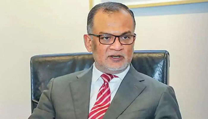 ​বিমানের চেয়ারম্যান পদ থেকে শেখ বশিরউদ্দীনকে অব্যাহতি