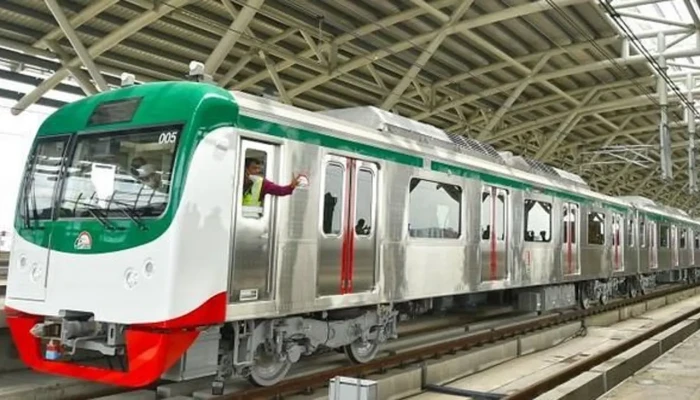 নতুন সময়সূচিতে চলছে মেট্রোরেল, মানতে হবে যেসব নির্দেশনা