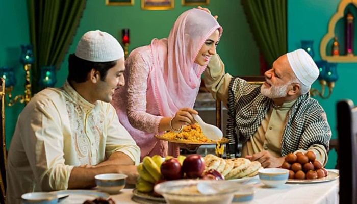 সেহরিতে এড়িয়ে চলবেন যেসব খাবার