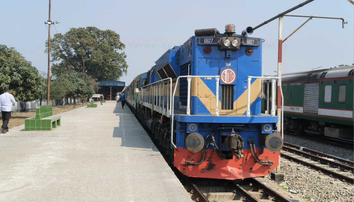 ​ঈদে রেলের অগ্রিম টিকিট বিক্রির তারিখ ঘোষণা