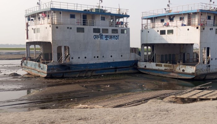 উত্তরের ২০ জেলায় ভোগান্তি: নাব্যতা সংকট দূর করার দাবি