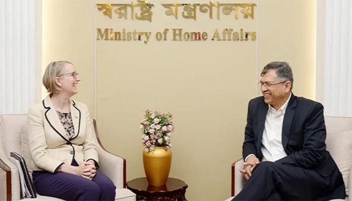 ​রোহিঙ্গা শরণার্থীদের সহায়তা অব্যাহত রাখতে চায় যুক্তরাজ্য