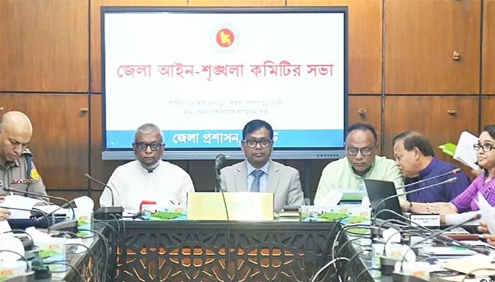 ​মধ্যপ্রাচ্যের যুদ্ধের প্রভাব পড়তে পারে রেমিট্যান্সে: প্রবাসীকল্যাণ মন্ত্রী