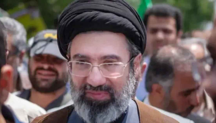 খামেনি পুত্র মোজতোবাই হলেন ইরানের নতুন সর্বোচ্চ নেতা