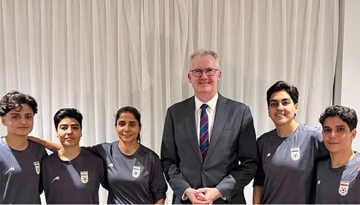 ​অস্ট্রেলিয়ায় আশ্রয় নিলেন পাঁচ ইরানি নারী ফুটবলার