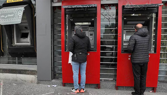 ​মধ্যপ্রাচ্যে মার্কিন-ইসরায়েলি ব্যাংকে হামলার হুমকি ইরানের