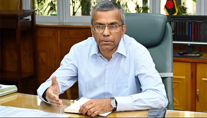 ​পোশাক শিল্পের নগদ সহায়তা প্রতি মাসেই ছাড় করা হবে: গভর্নর