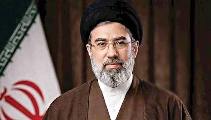 ​মার্কিন ঘাঁটি বন্ধ না হলে হামলা, হরমুজ বন্ধ থাকবে : মোজতবা