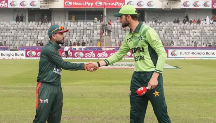 টস জিতে বোলিংয়ে বাংলাদেশ: জিতলেই সিরিজ জয়