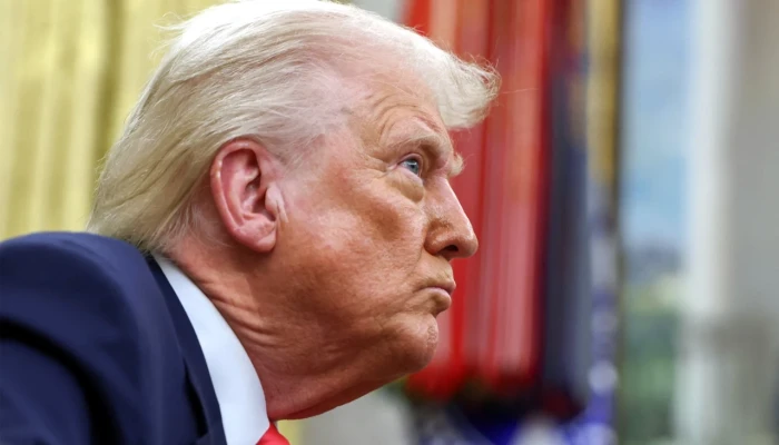 ইরানে আরও কঠোর হামলা চালানো হবে : ট্রাম্প