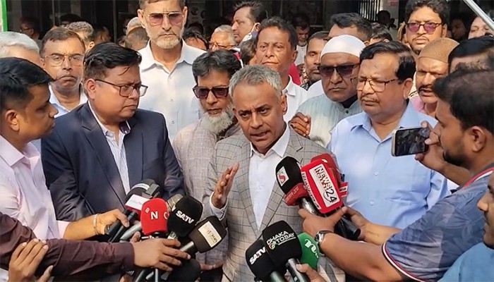 ​গণপরিবহনে  উঠে যাচ্ছে  জ্বালানি তেলের  রেশনিং পদ্ধতি: সেতুমন্ত্রী