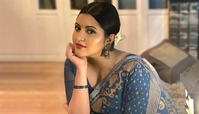 হঠাৎ পরীমণির রহস্যময় বার্তা