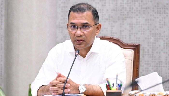 ঈদের ছুটিতেও বাসভবন থেকে দাপ্তরিক কাজে সক্রিয় প্রধানমন্ত্রী