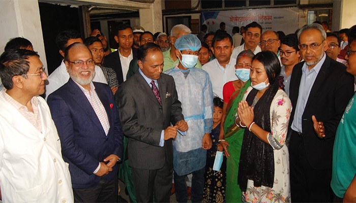 ​বাংলাদেশ মেডিকেল বিশ্ববিদ্যালয়ে সফল কিডনি প্রতিস্থাপন