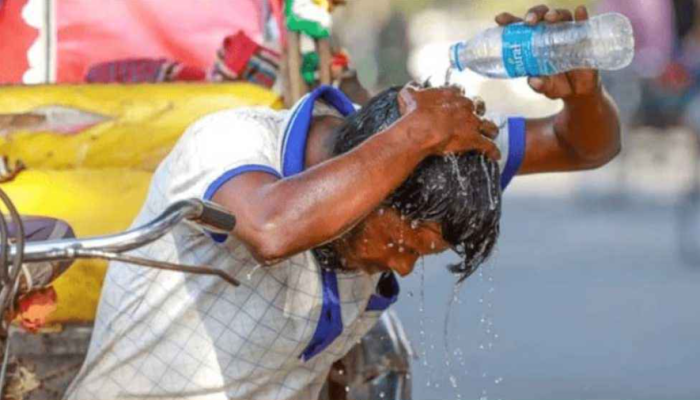 তাপমাত্রা নিয়ে ঢাকাবাসীর জন্য দুঃসংবাদ