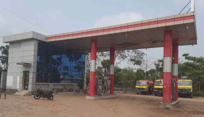 ​পাম্প ম্যানেজারকে ট্রাকচাপা, অভিযুক্ত চালক গ্রেপ্তার