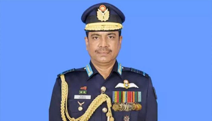 ​স্ত্রীসহ বিমান বাহিনীর সাবেক প্রধান হান্নানের আয়কর নথি জব্দ