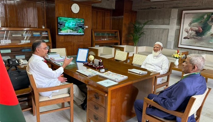 ​প্রধানমন্ত্রীর সঙ্গে বিরোধীদলীয় নেতার সৌজন্য সাক্ষাৎ