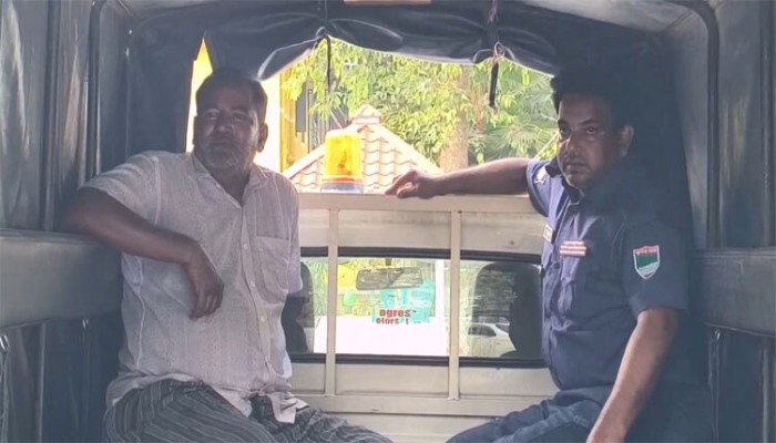 ​মেহেরপুরে অবৈধভাবে মজুত ৮০০ লিটার ডিজেল জব্দ, আটক ১