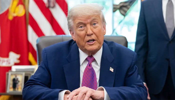 ​মঙ্গলবার ইরানে হামলার হুমকি দিয়ে ট্রাম্পের ‘অশালীন’ পোস্ট