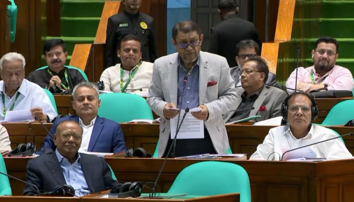 এক লাখ  স্বাস্থ্যকর্মী নিয়োগের উদ্যোগ নেওয়া হচ্ছে : স্বাস্থ্যমন্ত্রী