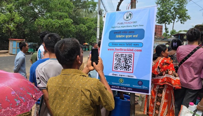 শুরুতেই ভোগান্তির অভিযোগ