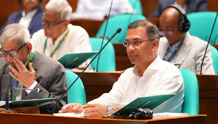 বর্তমান সরকার শিক্ষাকে শ্রেষ্ঠ বিনিয়োগ হিসেবে বিবেচনা করে